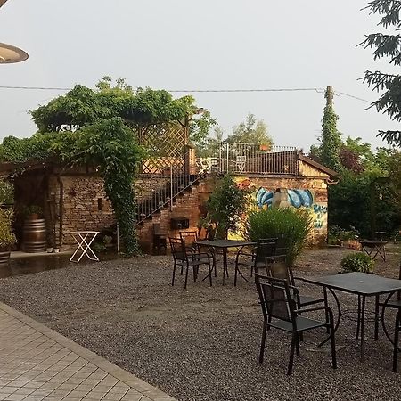 Agriturismo Bric Di Gai Monforte D'Alba Eksteriør billede