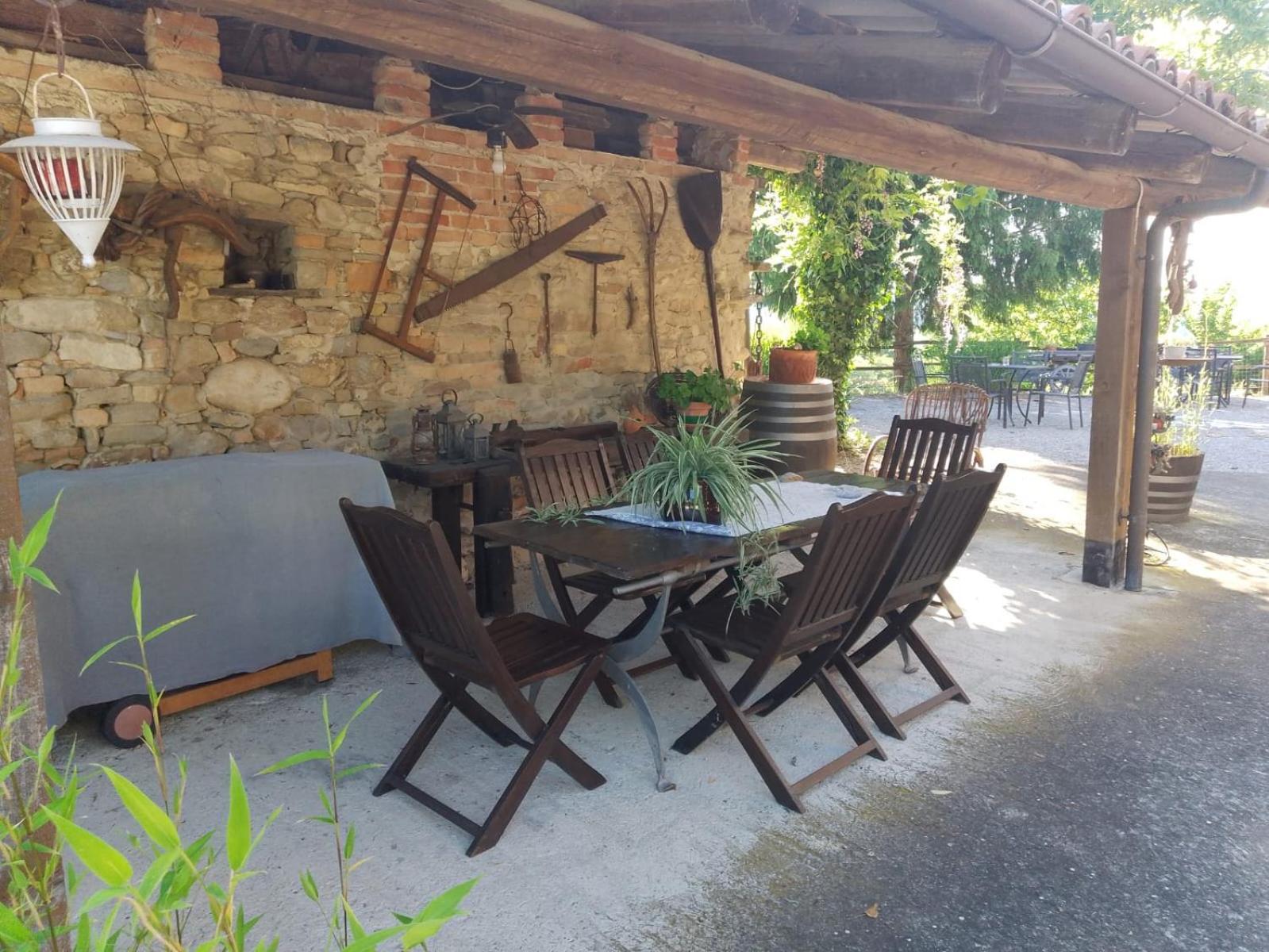 Agriturismo Bric Di Gai Monforte D'Alba Eksteriør billede